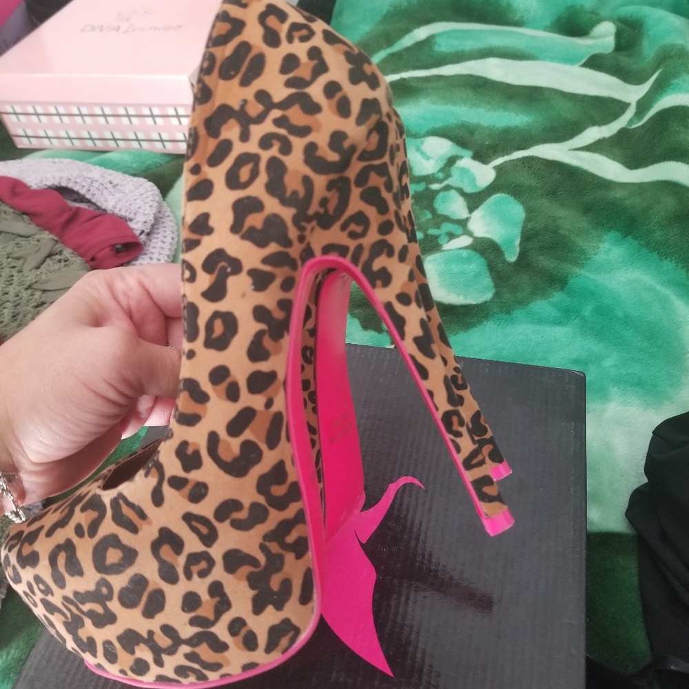 Sheikh leopard print heels